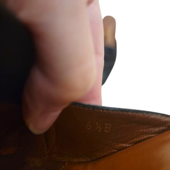 Chanel Vintage Black Leather CC Logo Kitten Heel Slip-On Mules 36.5 (US 6) - Picture 12 of 15